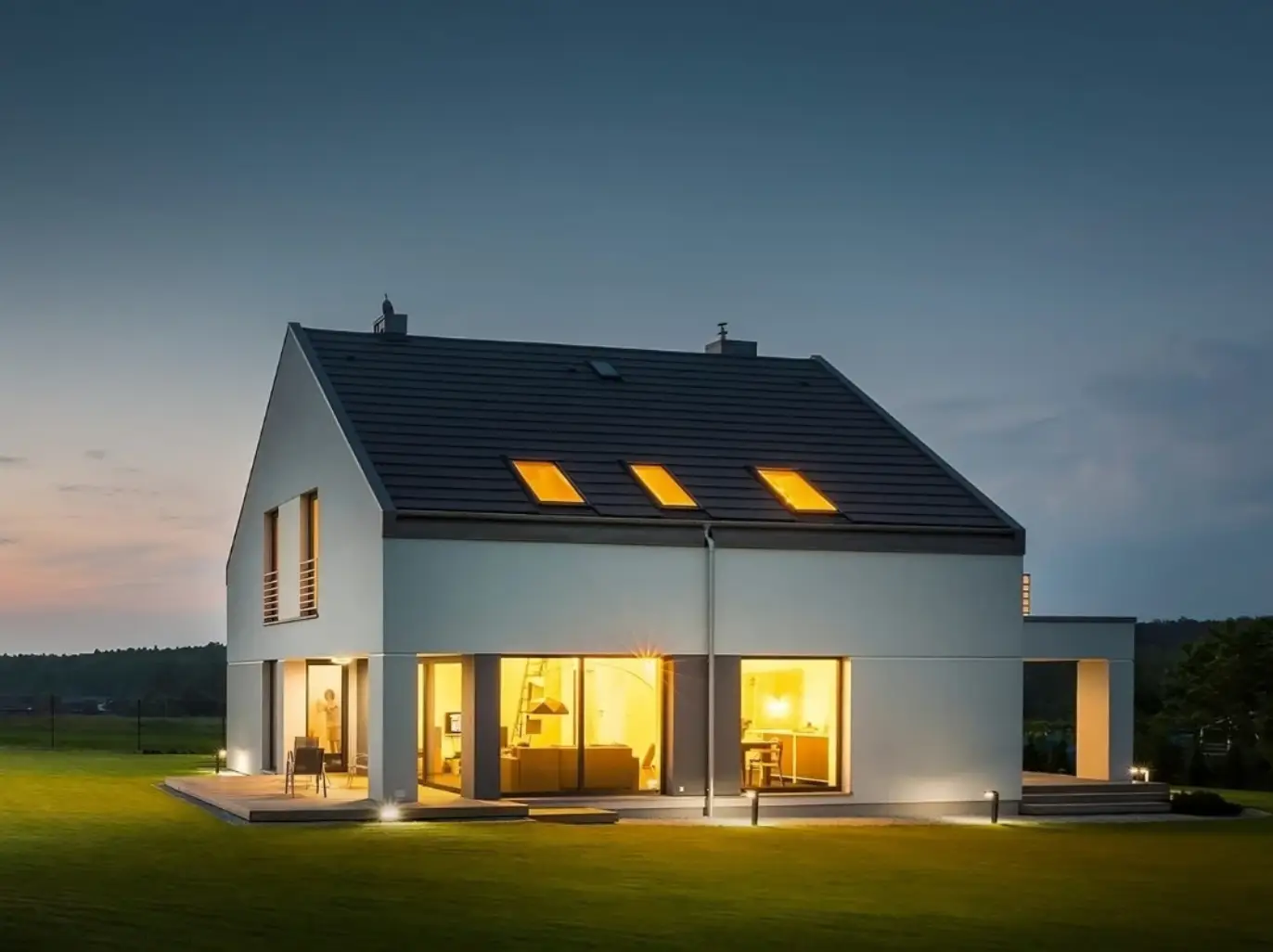 Elektriker Bad Cannstatt – modernes Einfamilienhaus mit professioneller Beleuchtung und Elektroinstallation